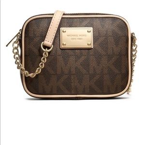 Michael Kors jet set signature crossbody bag mini